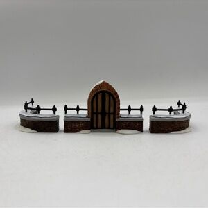 Dept 56 1992 Vintage Heritage Village Churchyard Gate & Fence Set Of 3 5806-8